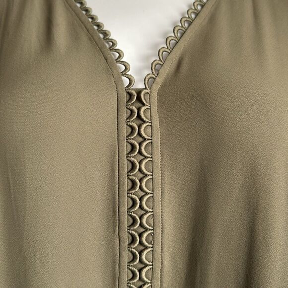 White House Black Market Olive Green Women's Top Size XL - Picture 4 of 8